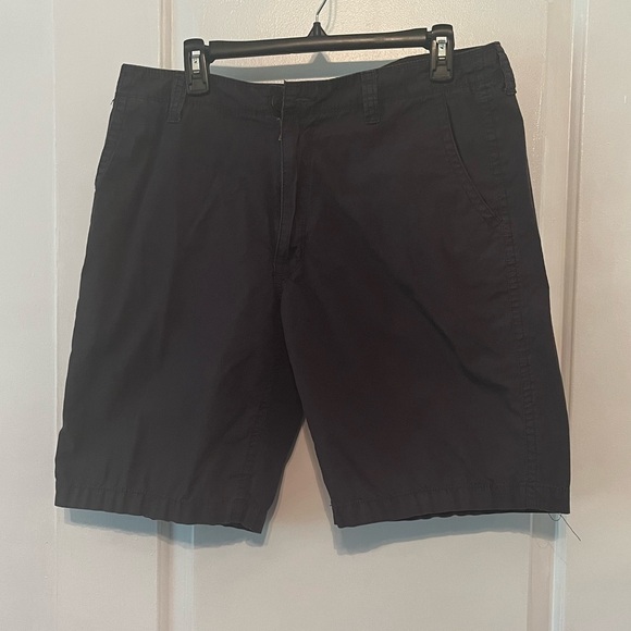 🩳 Arizona dark brown cotton shorts. Size 34. No stains or tears. 🩳 - Picture 1 of 6